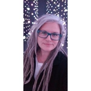 Meet your Posher, Jami